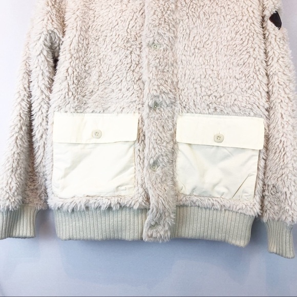 NWT Burton Shawmut Fleece Bone White Women Button Down Jacket Small - Picture 4 of 8